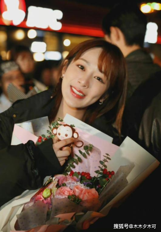 父亲|珍贵影像！肖战杨紫三年前在《余生》剧组庆生花絮释出