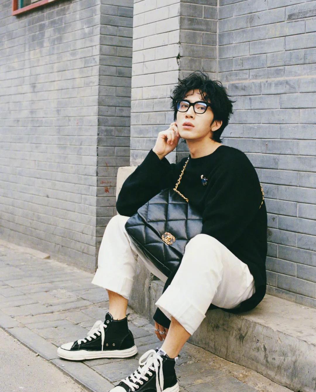 设计 太羞耻了!跟当红男明星谈恋爱都这么撩的吗?