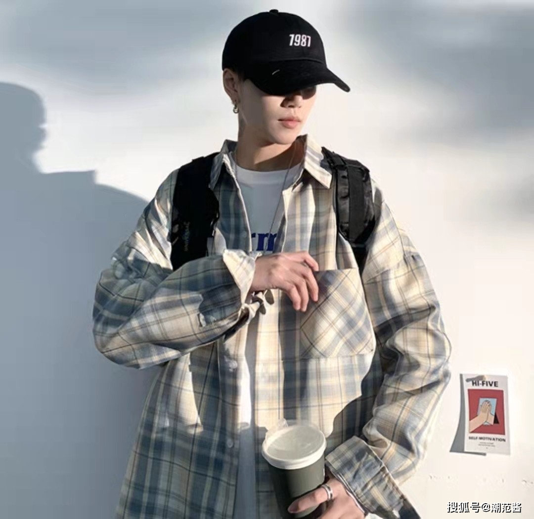 进行 校园系男神穿搭来啦!简约清爽,帮你俘获学姐的心!