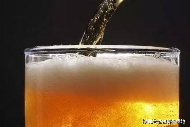 因为|过期饮料千万别扔，其中4种能派上大用处，一种功效等同地板打蜡