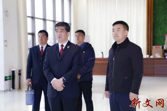内蒙古松山区检察院张立国检察长赴企业走访调研问需于企听心声