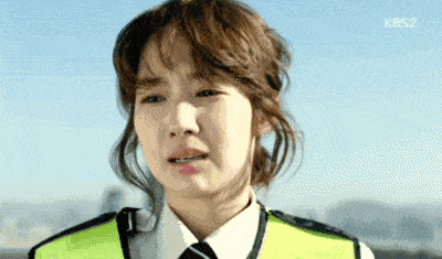 朴敏英8位中韩女神的“颜值克星”!法令纹在脸上“修渠”,个个显老