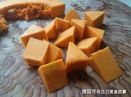 护肤品它被称“廉价护肤品”,女人隔三差五喝一碗,脸色红润,美容养颜