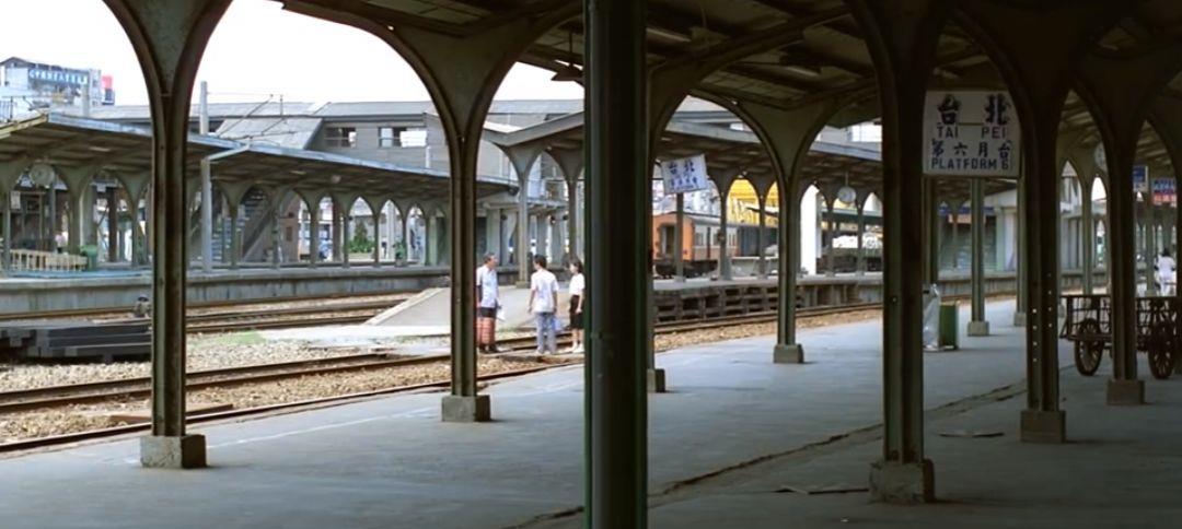 侯孝贤|台湾33年前的经典爱情片,豆瓣8.6分,女主扮演者24岁就息影