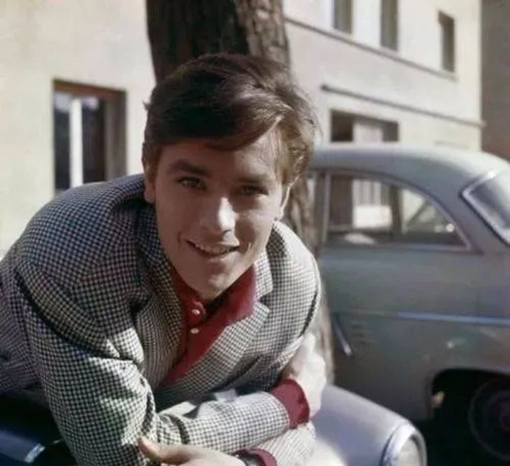 电影|阿兰·德龙还活着，但他告别世界的大幕已拉开