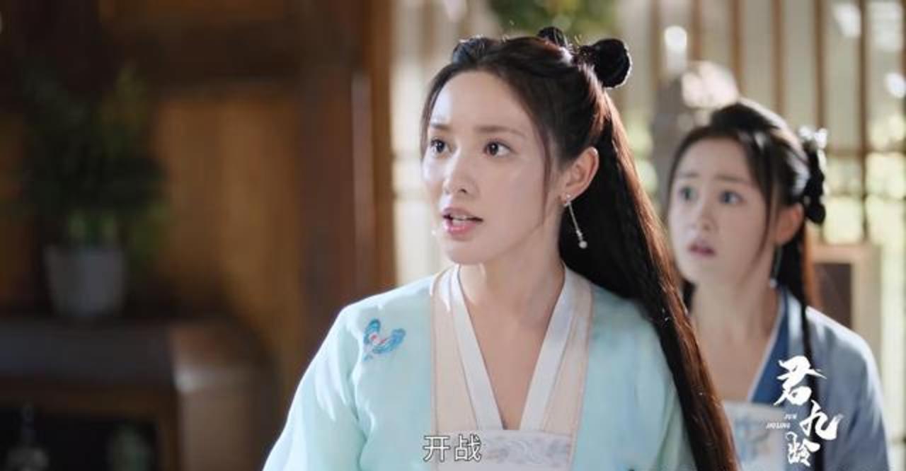 彭小苒|彭小苒新戏《春闺梦里人》杀青，古装颜值提升，搭档95后小生？？