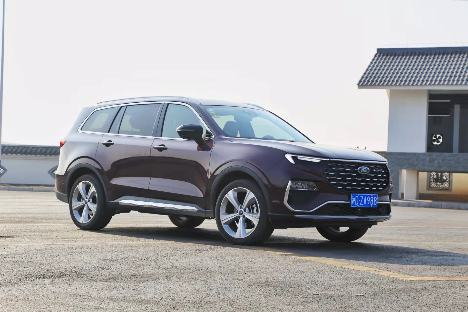 试驾福特领裕6座布局合理大空间动力强全家出游好帮手