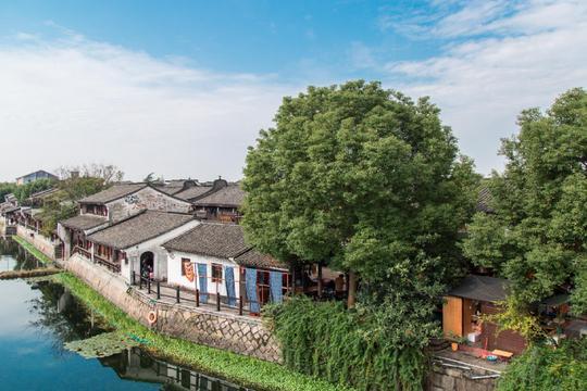 藏在杭州的古镇，京杭大运河穿镇而过，古色古香，古韵十足！