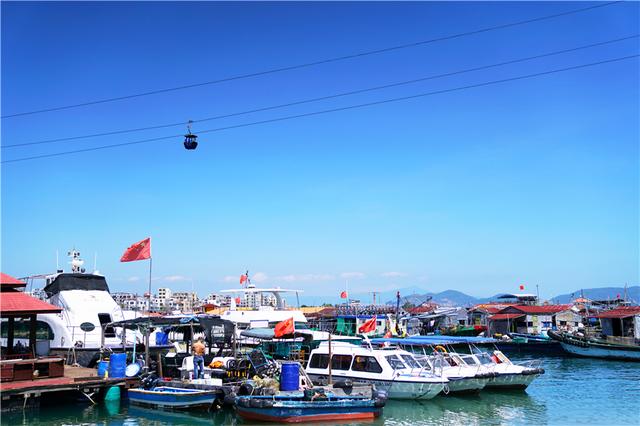 椰子树|海南小众秘境，坐船3分钟抵达，适合冲浪发呆，很多游客没听说过