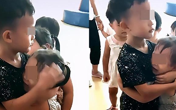 小班|小班妹妹上幼儿园大哭，大班哥哥听后迅速来哄，兄妹情深让人感动