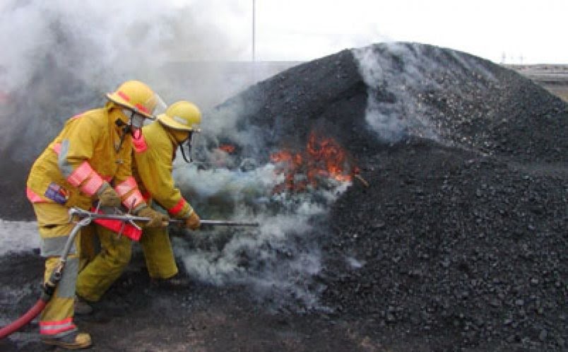 原创贺兰山煤层自燃300多年每年损失高达10亿元为何不直接扑灭
