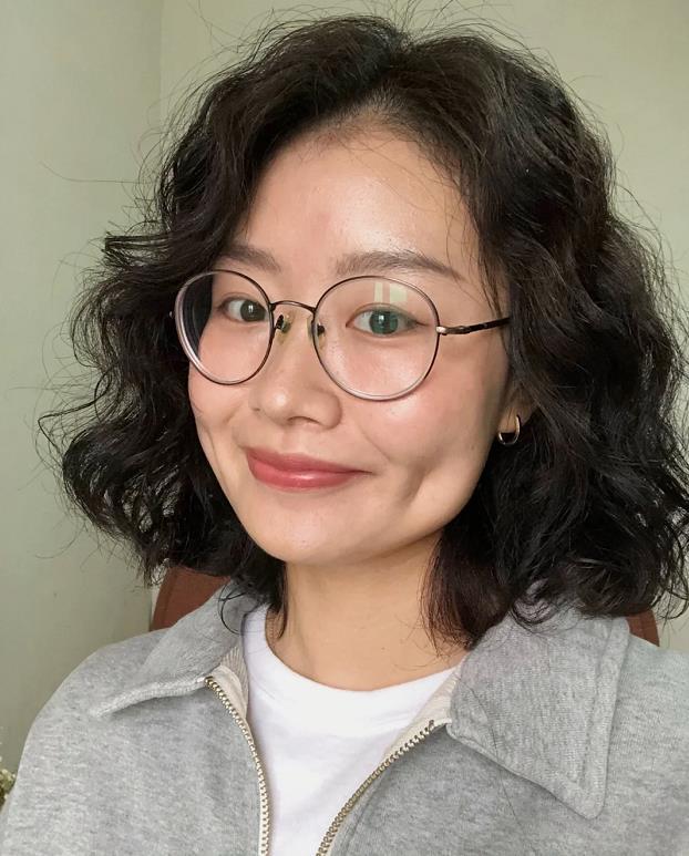 发型无论你多大年纪，这几款发型都不要留，装嫩不成还显老