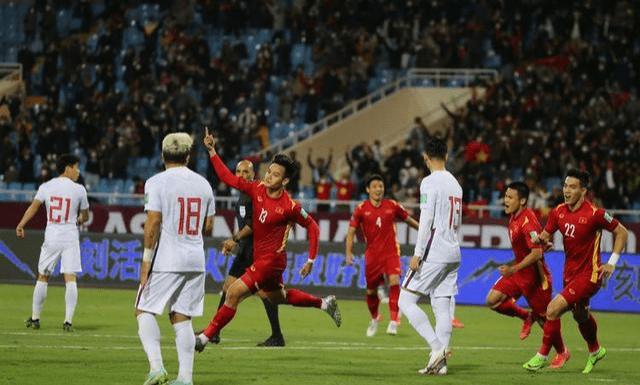亚洲杯|陈戌源督战U23男足首秀，对阿联酋要打出士气：最好更衣室跳舞