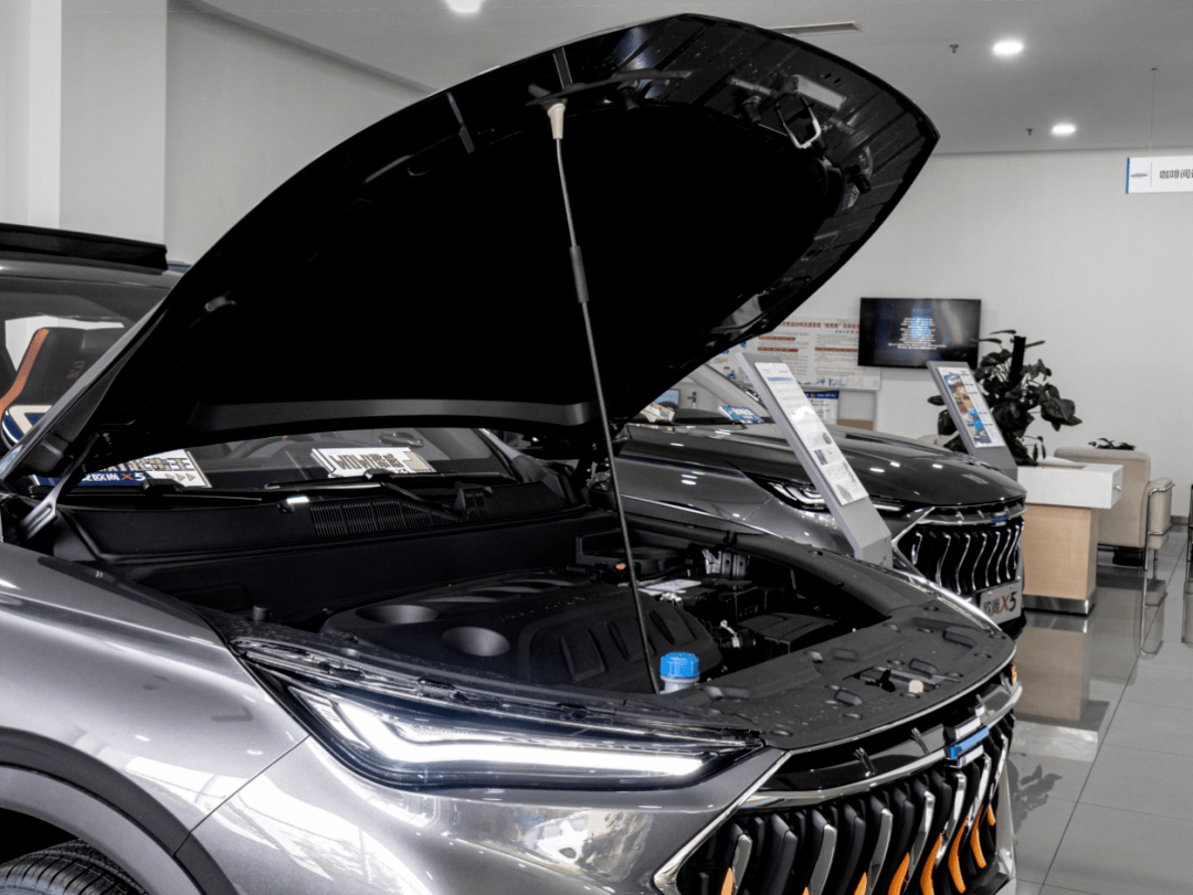 年轻人|为何欧尚X5运动版深受年轻人喜爱？除了硬实力，还有情怀？