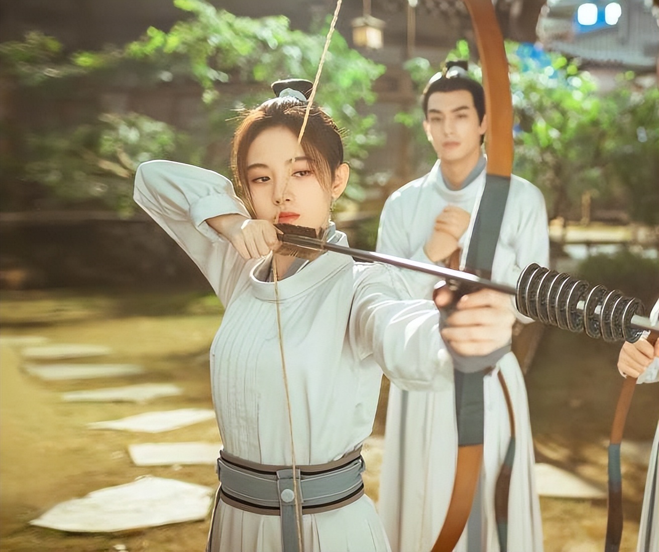 古装女神射箭刘诗诗赵露思李沁唐嫣谁射中了你的心