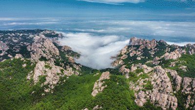 原创青岛崂山风景区拥有巨峰景物中的三大奇观被誉为第一名山