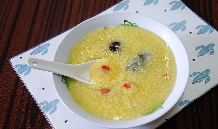 人体|三月，早餐常喝这粥，脾胃舒服气色好，腰围也渐渐小了