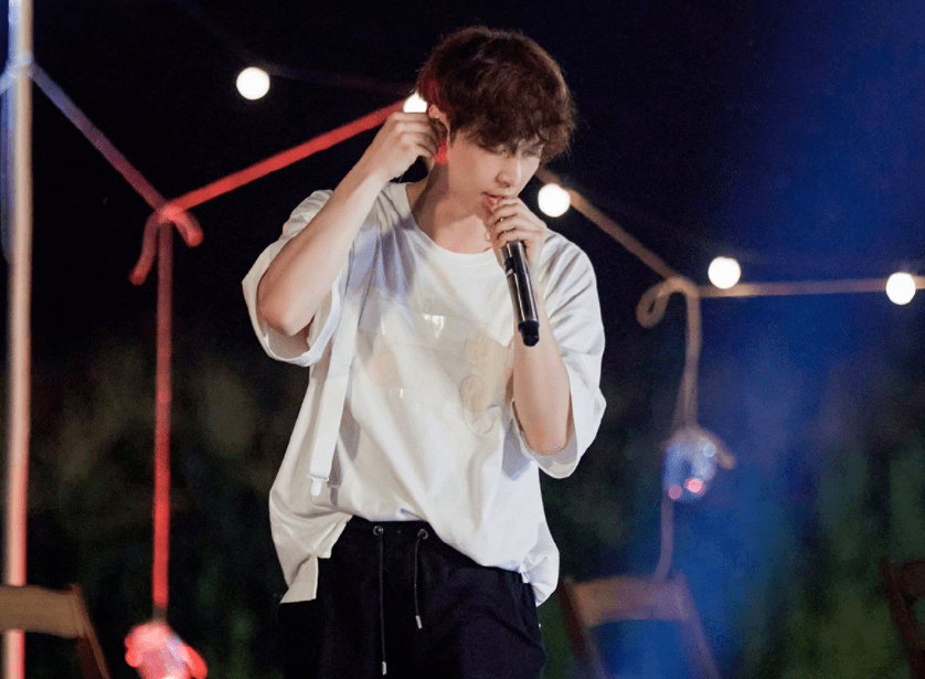 原班人马|何炅日子不好过，黄磊担心他不录制《向往6》，原班人马难聚齐？？