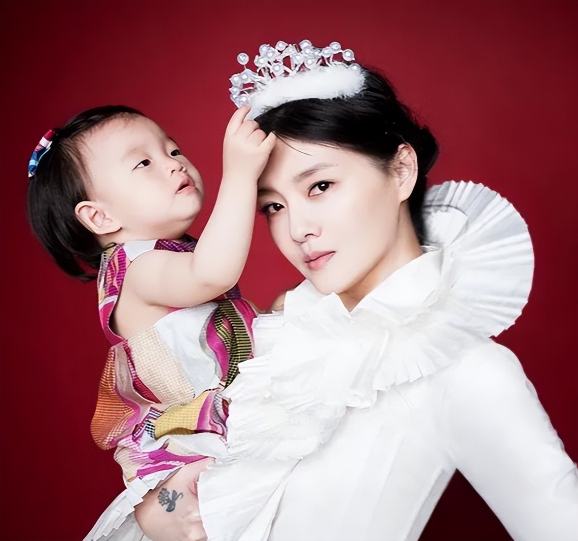 大s官宣二婚20天后即将登记具俊晔准岳母有怨气发文表达不满