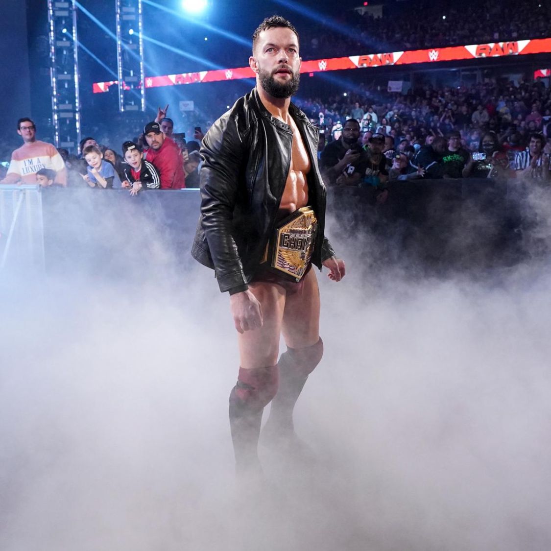 再次被忽视全美冠军芬巴洛尔在摔角狂热38上竟没有比赛安排