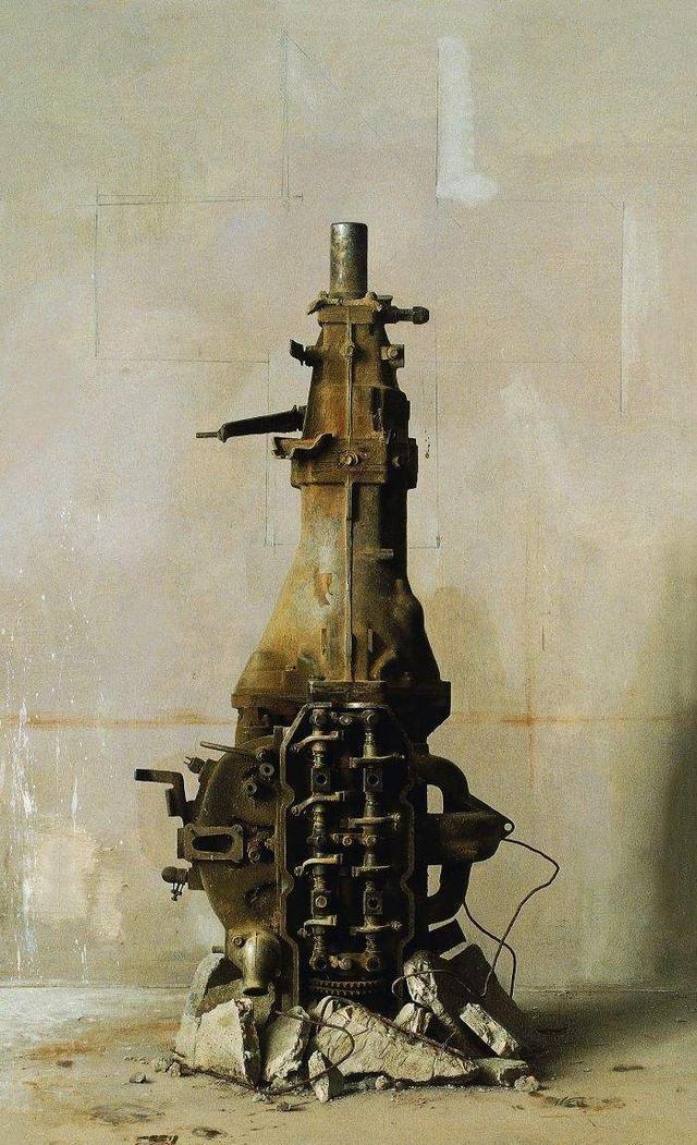 冷军画一发动机,为何横的卖198万,竖的却卖到了1897万?