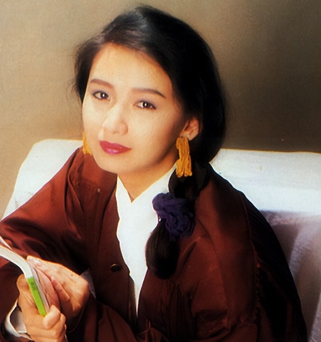 tvb无线五美现状陈玉莲出家曾华倩单身黎美娴嫁富商