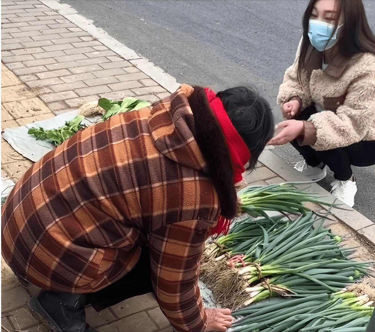 原創陳亞楠人設再翻車買菜做飯動作刻意網友嘎子玩剩下的梗