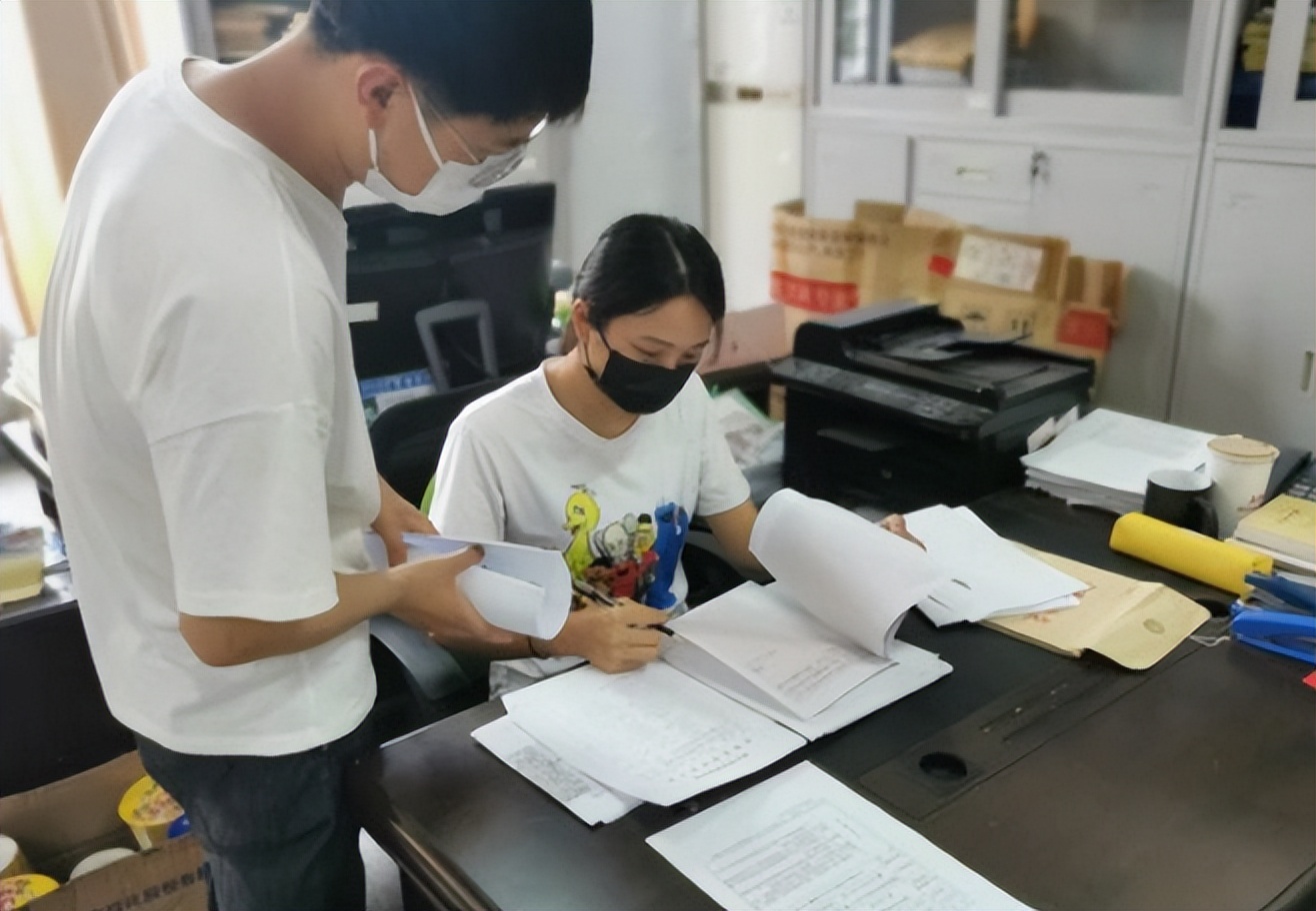 公务员政审添"新规定",3类学生将无缘公务员,考生报考要注意_上岸