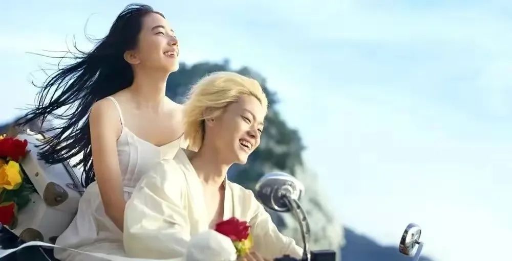 图片[5]-娱乐圈里CP成真的夫妻：玄彬孙艺珍太养眼，唐嫣罗晋很甜蜜-沐风文化