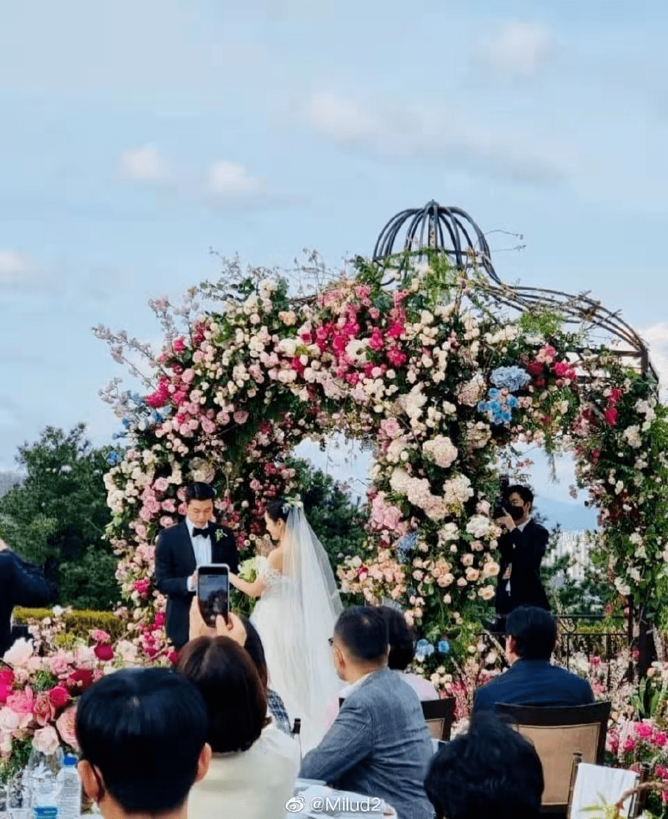 图片[10]-我磕的CP终于结婚了！半个娱乐圈都在祝福-沐风文化