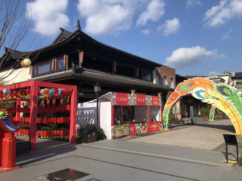 梦里桃源,国内第一个戏剧主题小镇,一年里300天有戏可看_越剧_嵊州
