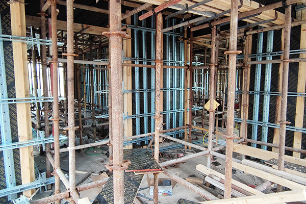 方钢背楞是什么