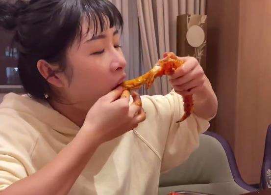 网红奕甜甜翻车?