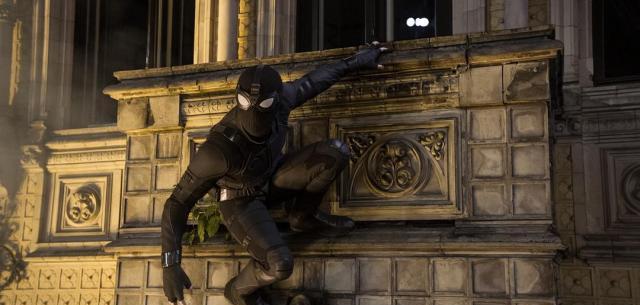 蜘蛛侠的4个致命弱点,原来彼得帕克最大的敌人是杀虫剂_钢铁_时候_情