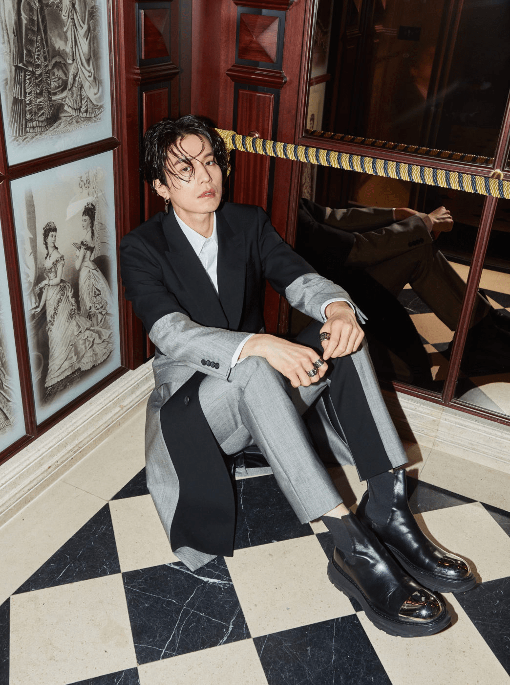 原创李栋旭最新杂志写真出炉这几套西装也太帅了吧魅力值满格