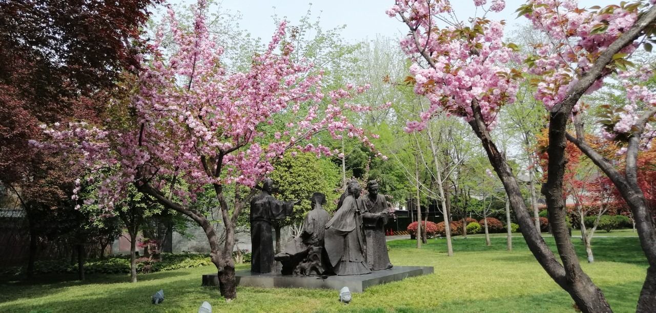 春游大雁塔旁的陕西戏曲大观园景区_评论_晨钟_沙发