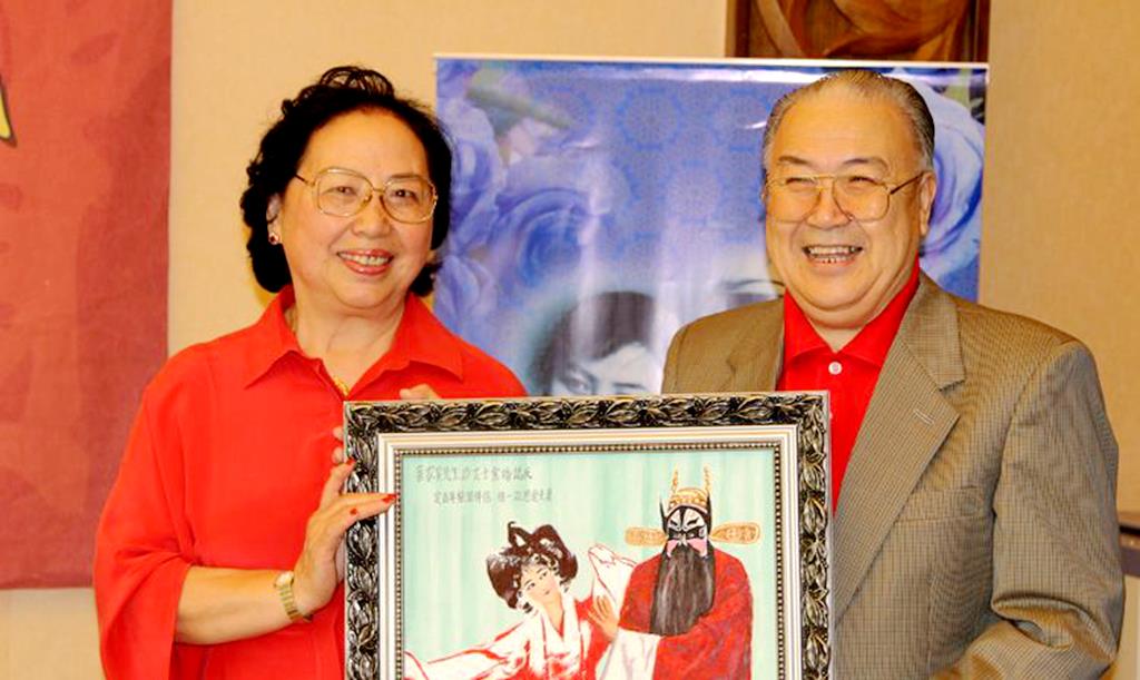 平原作战男二号李胜扮演者吴钰璋家人大多是京剧演员难忘