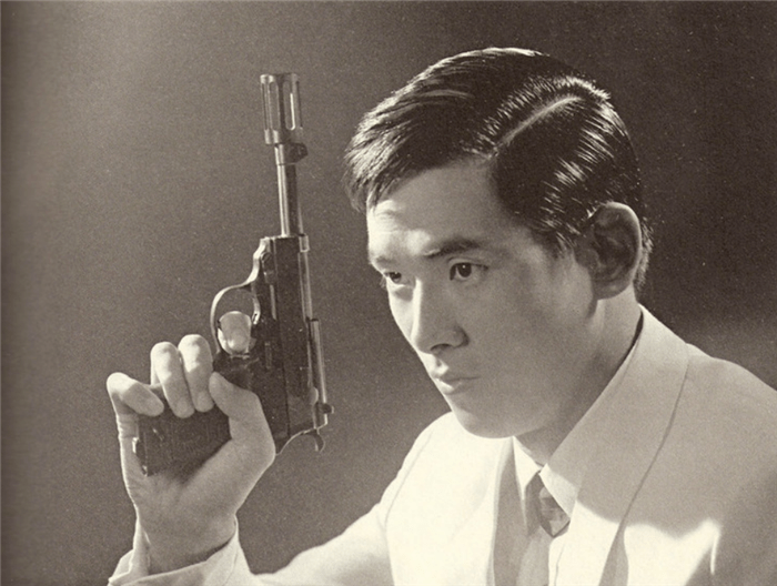 昆汀·塔伦蒂诺等演员,导演的深远影响……而在戏外,王羽的人生比电影