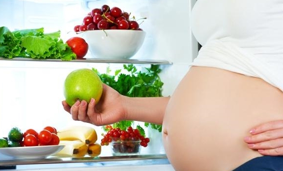 怀孕后，这几种食物尽量不吃之外，其它食物可以适量吃，早看早知