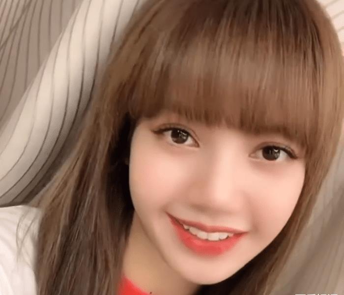 23岁lisa首次发博晒近照去掉了韩国国娱滤镜lisa的颜值太真实