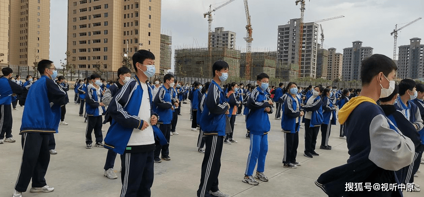 河南镇平:思源实验学校"暖春抗疫"——强身健体,强国有我