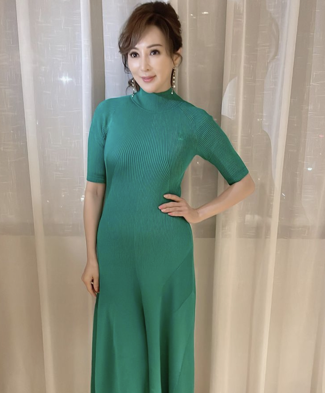 罗霖公开在上海居家隔离状况,获当地物业送食物上门,直言很温暖_工作_