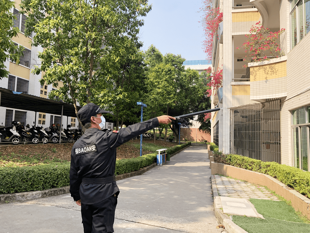 宏海保安走近宏海校园巡逻现场实录2022告诉你什么叫安全感