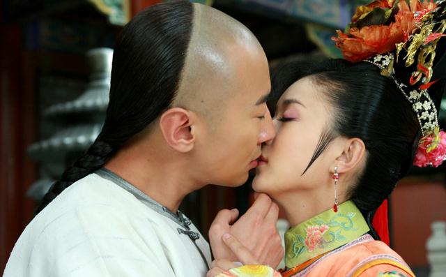 让赵丽颖用一部戏捧红其女友,网友:真性情_张睿_李若嘉_时候