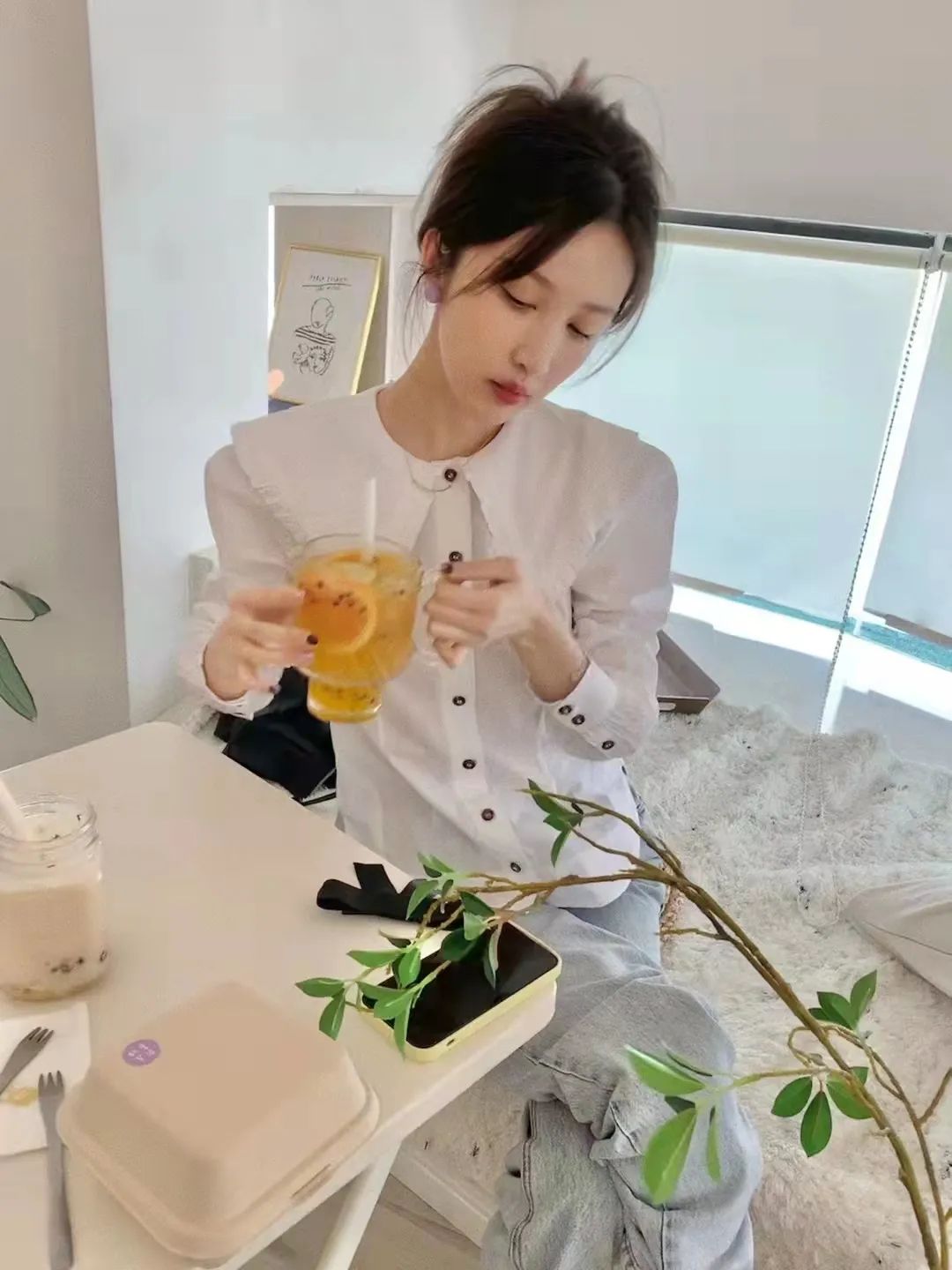 相遇李鉴霏初见许妙春便觉得熟稔,是前世见过还是她本来就是妙春呢?