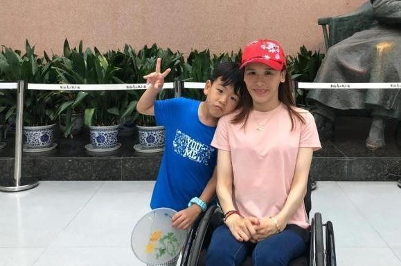 桑兰瘫痪21年期间曾经遭受性侵38岁仍在积极备生二胎