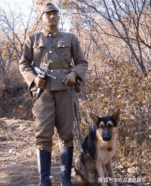 他一直被误认为日本人,却拥有中国最高学历,连李幼斌都佩服他