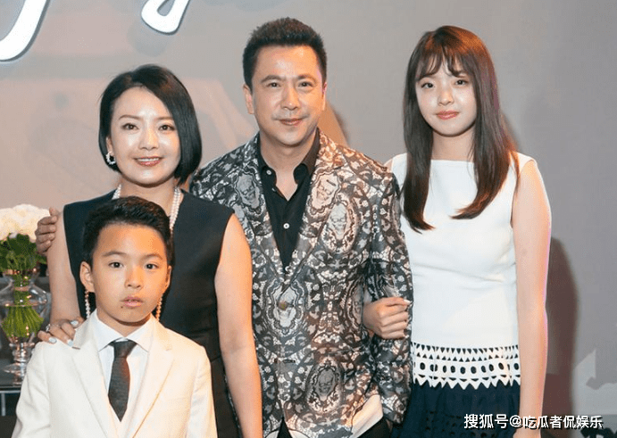 整个娱乐圈都对她礼让三分,男友却嫌她丢人_王文_王中磊_蔡键承