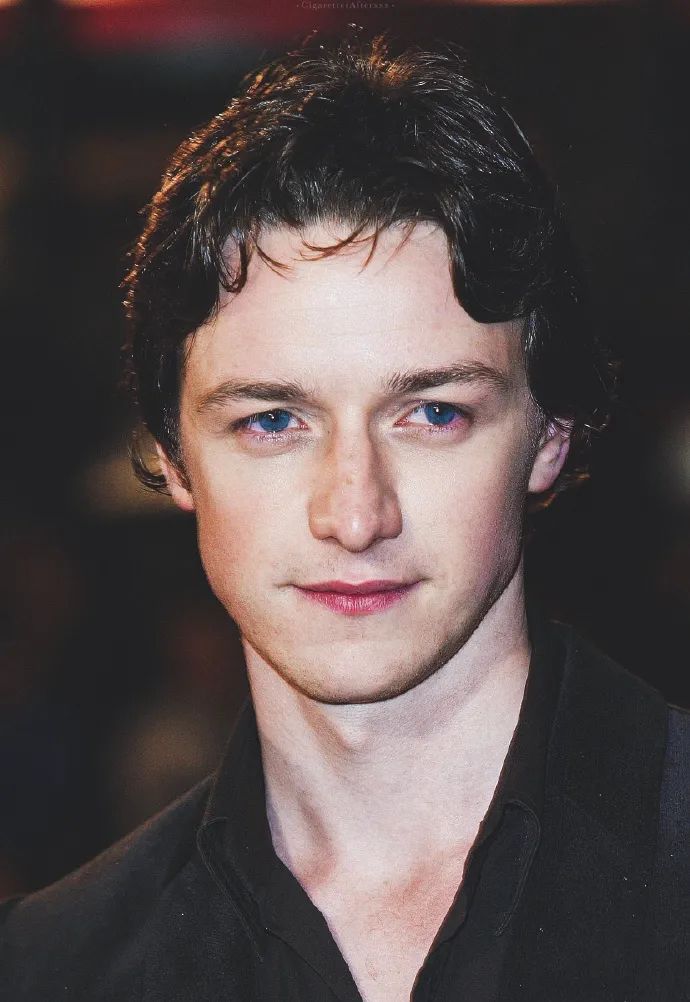 竟秃到形象全毁,网友:求求植个发际线吧_电影_詹一美_帅哥