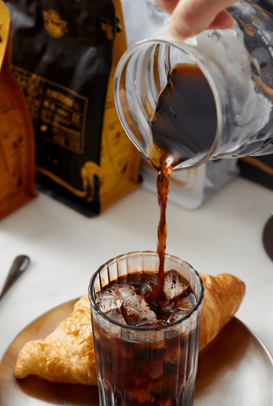 太阳河咖啡知识小课堂|最佳手冲水温,大揭秘